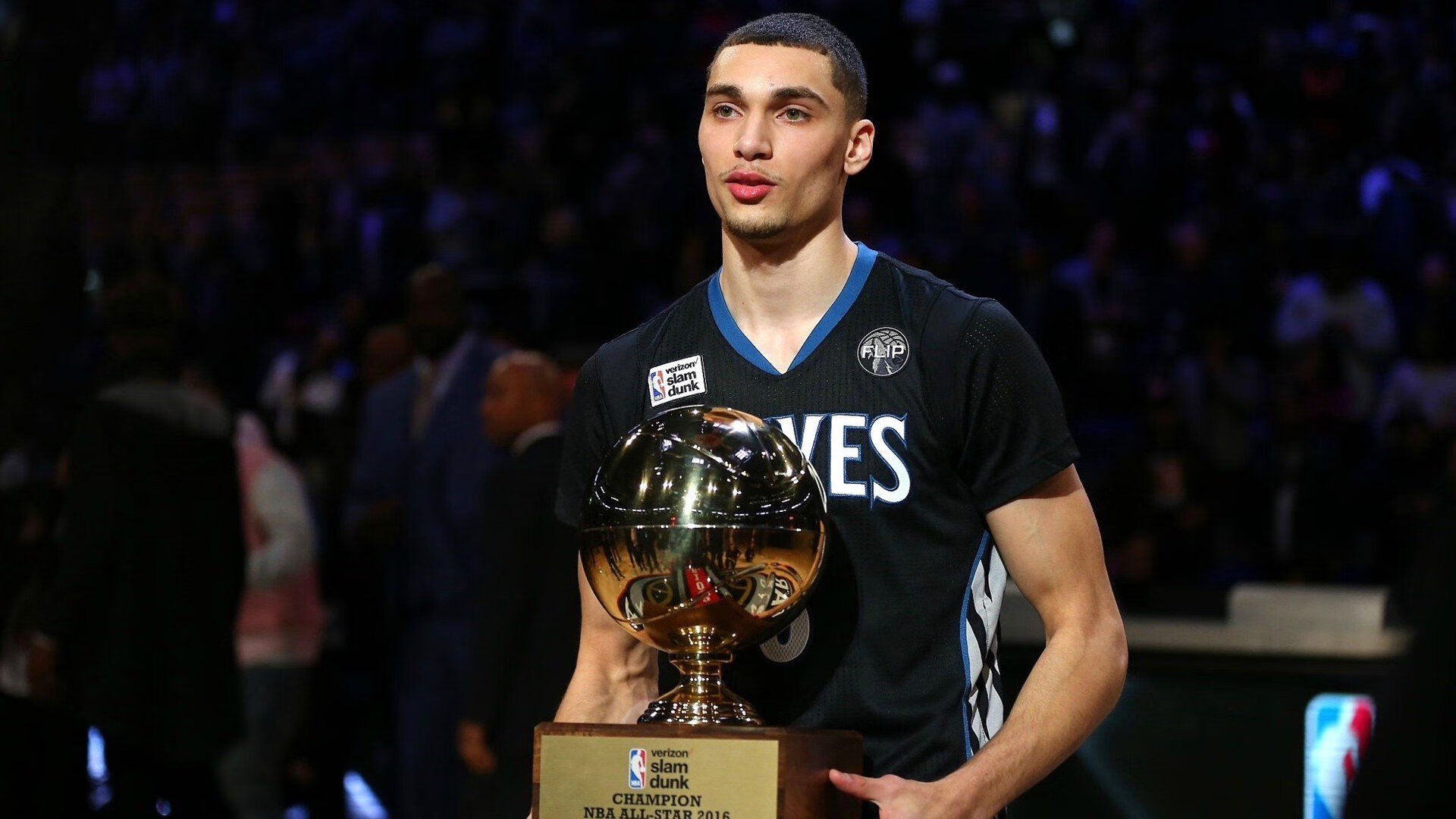 开云体育入口-火箭升空击穿尼克斯，伦纳德进攻端如入无人之境